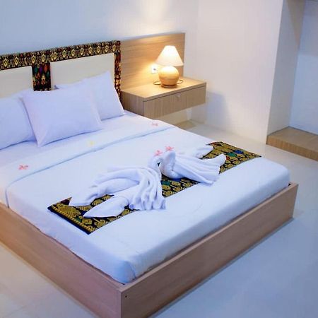 Sapak Bungalow Selong Belanak Ngoại thất bức ảnh